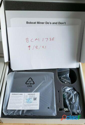 Compre Bobcat Miner 300 US915