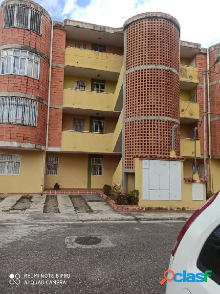 APARTAMENTO EN VENTA EN CABUDARE