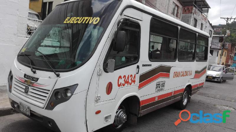 BUSETA GRAN CALDAS CHEVROLET 2014