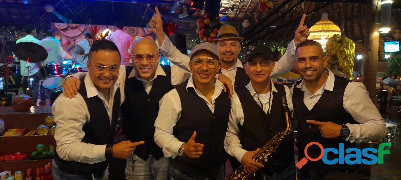 Grupo musical Leo García y su Tinglao