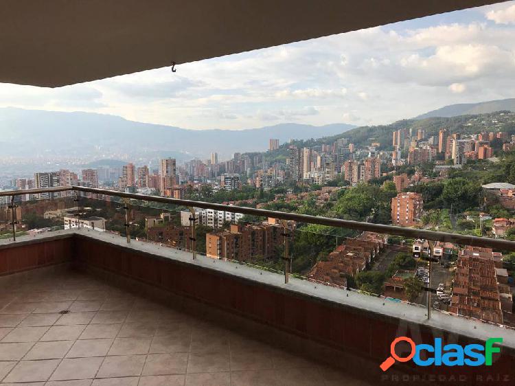 Apartamento para venta en el Poblado 4568