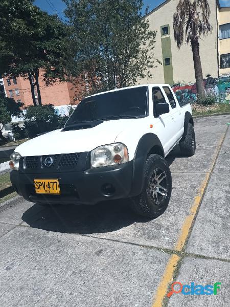 VENTA NISSAN FRONTIER DIESEL 4X4 MODELO 2011