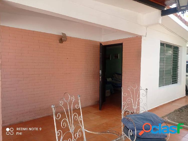 CASA VENTA URBANIZACIÓN FUNDALARA BARQUISIMETO