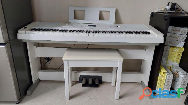 piano yamaha dgx 660