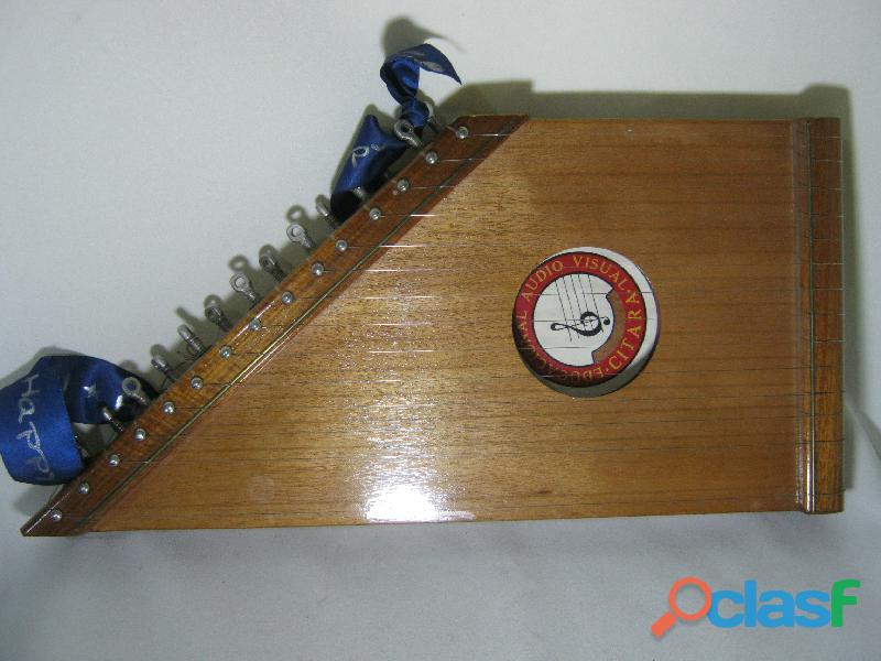 instrumento musical en madera CITARA