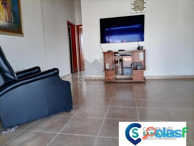 Apartamento en venta en Sotomayor Bucaramanga. COD 11960