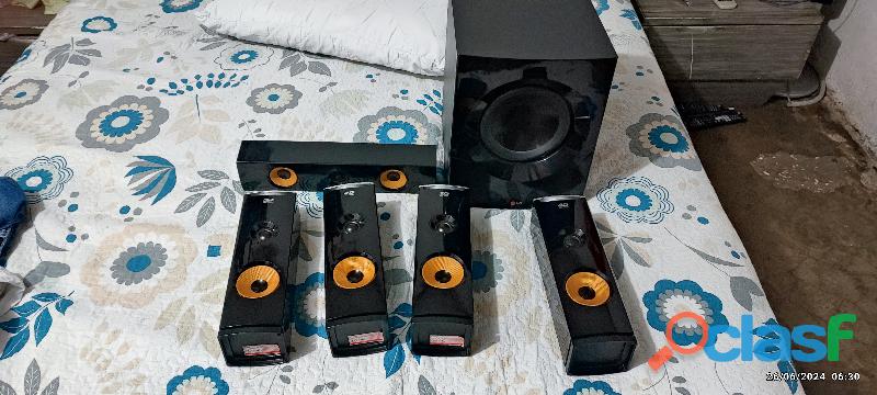 Parlantes +subwoofer LG modelo bh9230bw