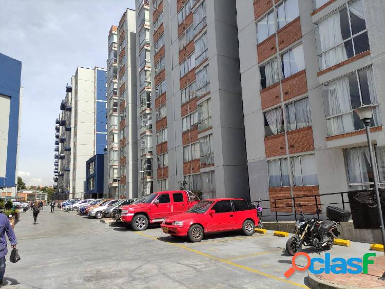 VENTA APARTAMENTO EN BOSQUES DE CASTILLA PISO 10