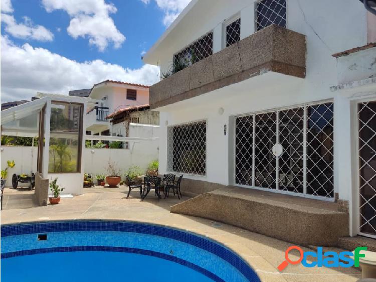 ALQUILER DE CASA EN SANTA FE, BARUTA 5+2H/ 6b / 2 PE Y 432