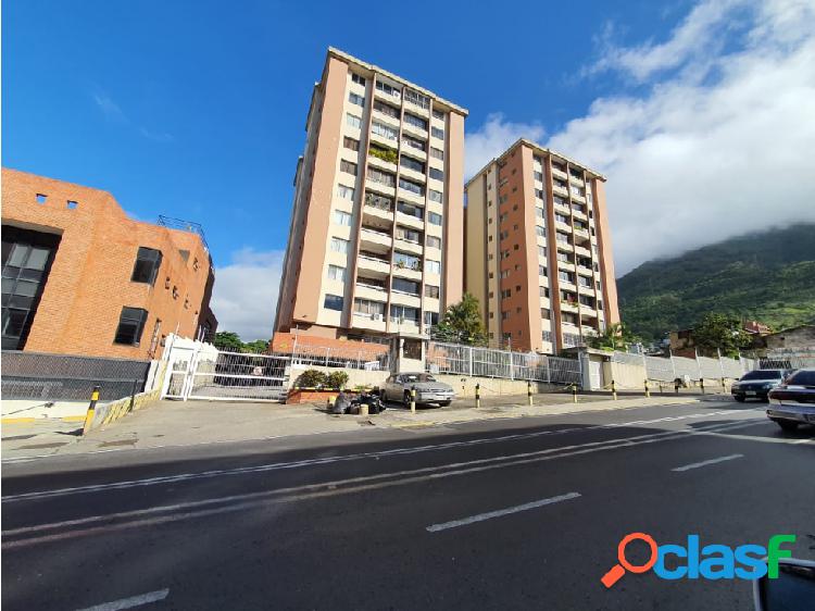 APARTAMENTO EN AVENIDA SUCRE LOS DOS CAMINOS SEBUCAN