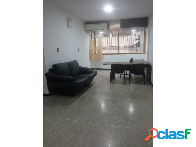 APARTAMENTO EN LA AVENIDA UNIVERSIDAD - FINANCIADO