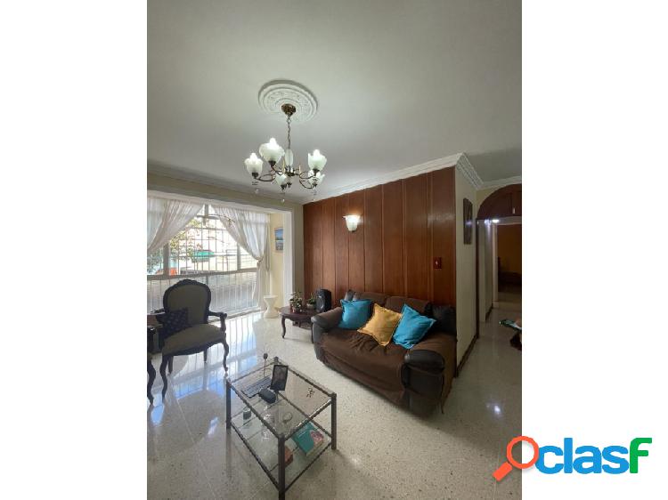 APARTAMENTO EN VENTA 172 M2 - URB. CUMBRES