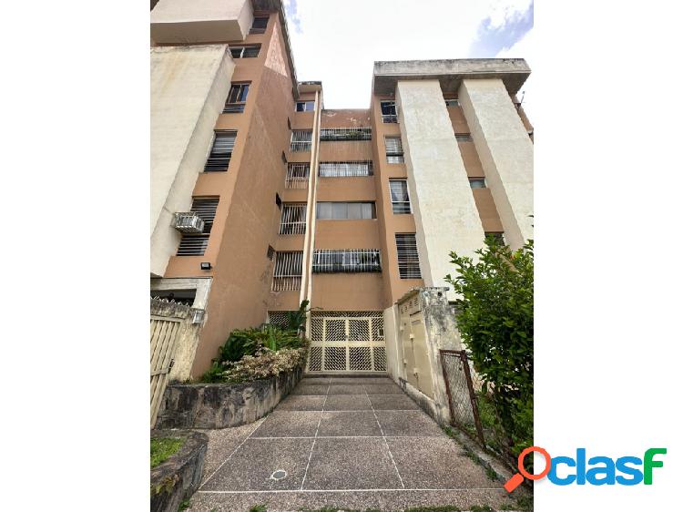 APARTAMENTO EN VENTA 85 m2 - URB. MONTE ALTO