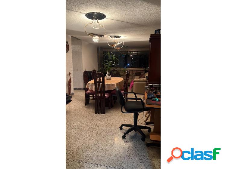 APARTAMENTO EN VENTA LA AVENIDA SAN MARTIN. CARACAS