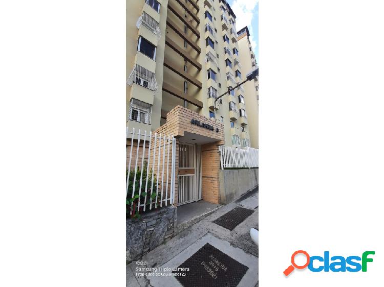 APARTAMENTO EN VENTA UBICADO EN LA URB. SANTA ROSA DE LIMA