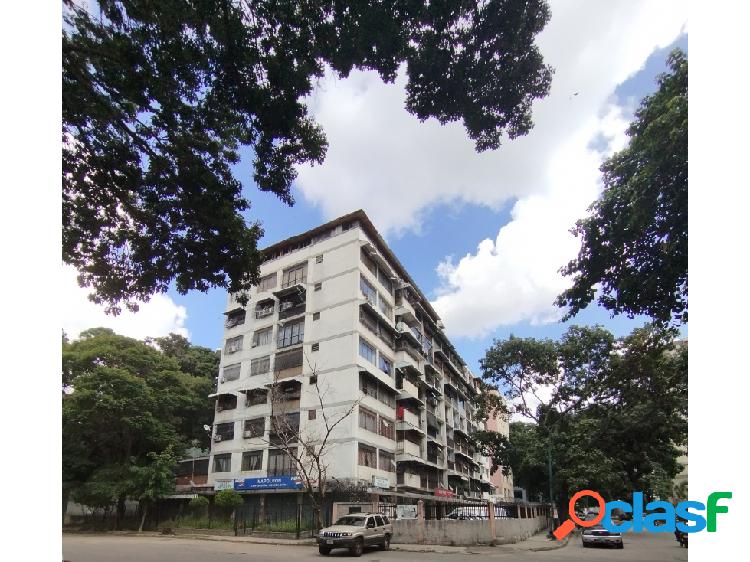 APARTAMENTO EN VENTA - URB. EL PARAISO 76 Mts2 Caracas