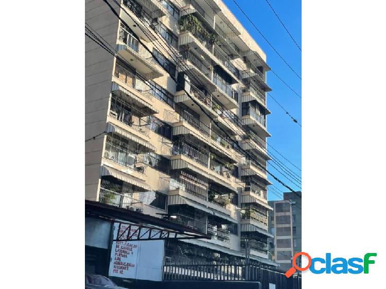 APARTAMENTO EN VENTA - URB. LOS DOS CAMINOS