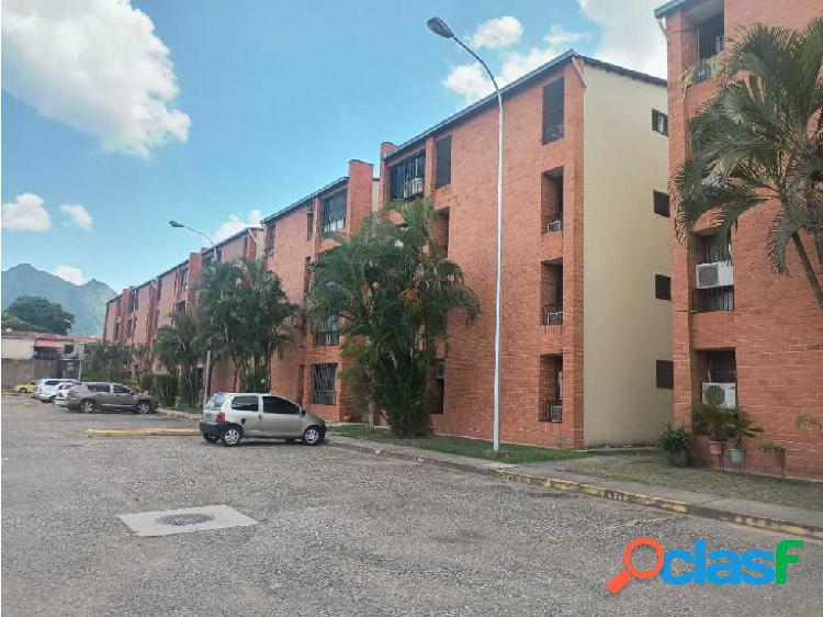 APARTAMENTO PLANTA BAJA EN LAS AVES 156m TERRENO. POZO DE