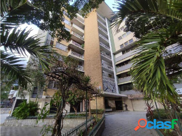 APARTAMENTO REMODELADO EN ALTAMIRA DE 107,65 MTS2 CON POZO