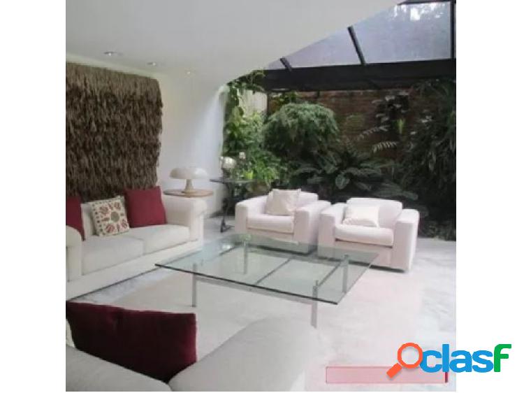 APTO - VENTA CHULAVISTA 550m2 + 100 m2 DE JARDIN