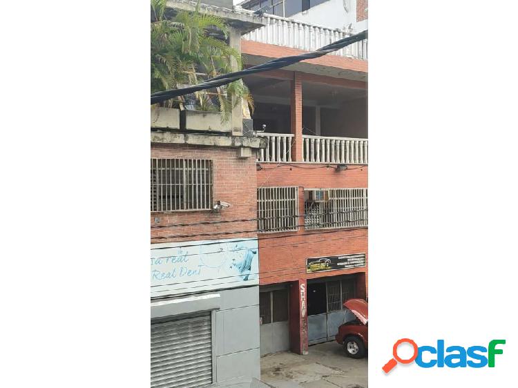 Alquiler Local Comercial 1800$. Catia 500m2