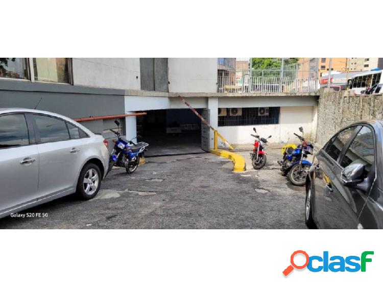 Alquiler de estacionamiento 600m2, En el rosal