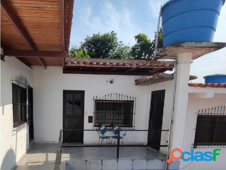 Alquiler de habitación amoblada Ubicada en Maracay Aragua