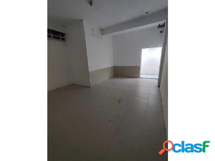 Alquiler de local comercial en Catia 70m2 en 600$