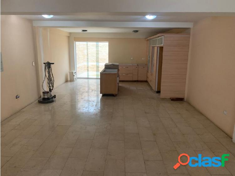 Alquiler de townhouse en Pque. Res. Kumkuat - Naguanagua