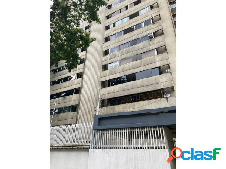 Alquilo Apartamento en la Av. Principal de Terrazas del Club