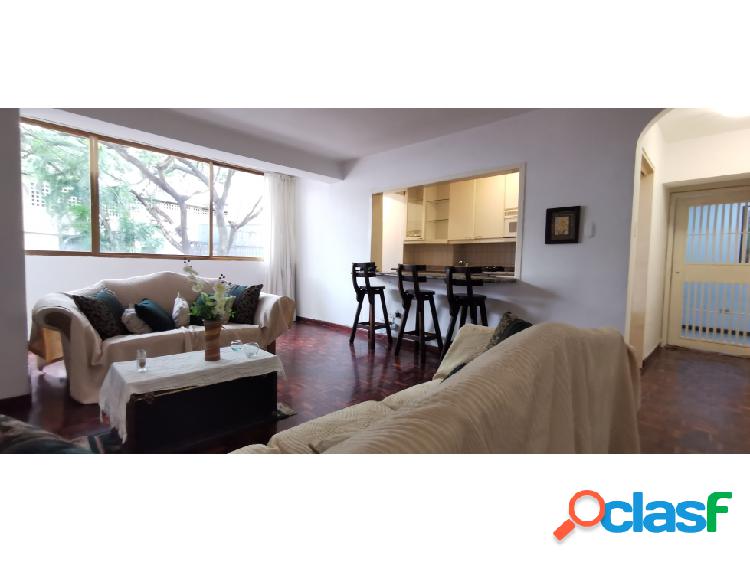 Alquilo apartamento 57m2 Los Caobos 0681