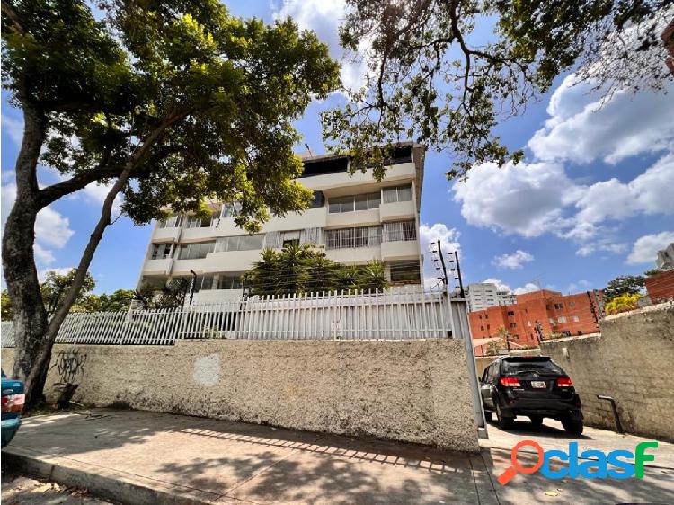 Apartamento Altamira 142 mts 4H/3B/2 P con pozo de agua