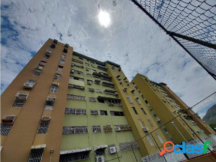 Apartamento de 110m2 en Urb La Floresta en Maracay