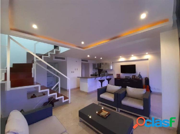 Apartamento de 175m2 en venta en el Solar del Hatillo