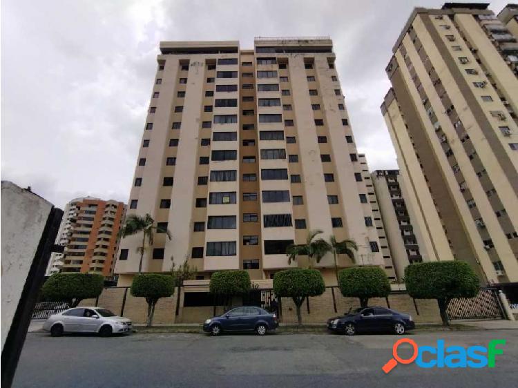 Apartamento en Alquiler en valles de Camoruco OM-6586729