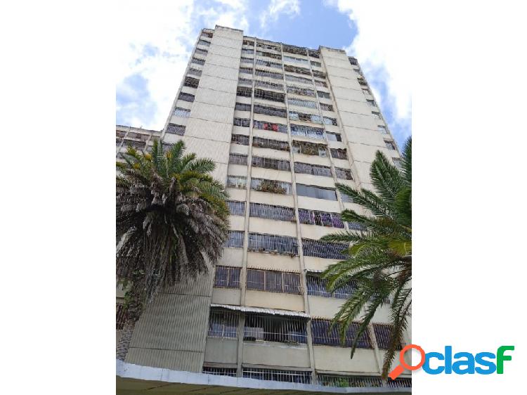 Apartamento en Ed Manapire Urb Rosaleda San Antonio de los