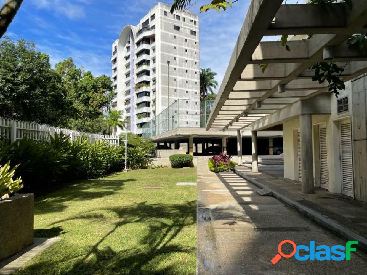 Apartamento en Venta 193m2 3h+s 3b+s +2p Los Naranjos del