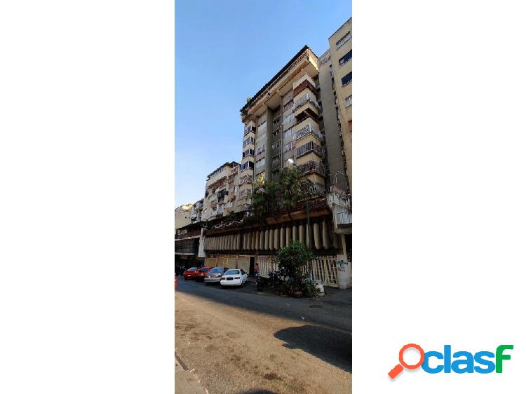 Apartamento en Venta Av Fuerzas Armadas