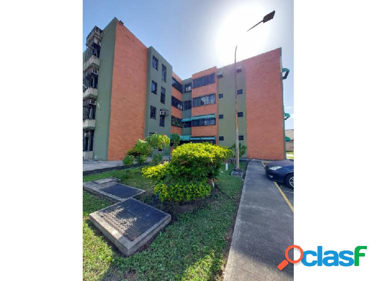 Apartamento en Venta Res. Narayola Maracay