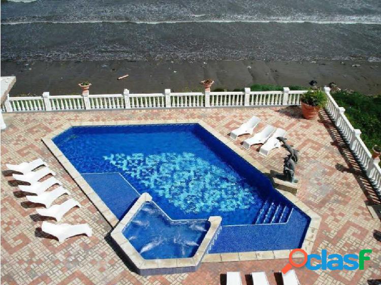 Apartamento en Venta Tucacas, Conjunto Residencial Caracola