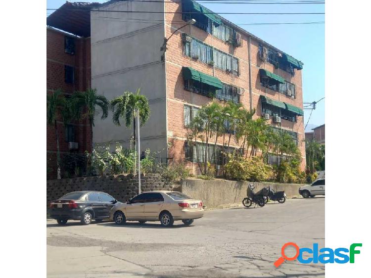 Apartamento en Venta Urb Las Lomas, Guatire