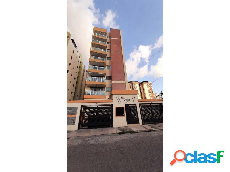 Apartamento en Venta en Urb. El Bosque Maracay