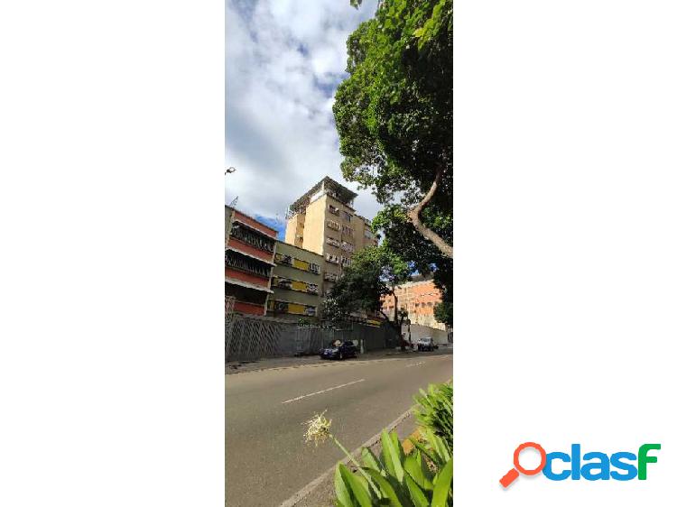 Apartamento en venta Av Andrés Bello, Maripérez MO06