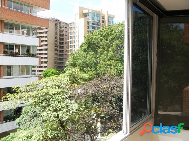 Apartamento en venta Campo Alegre 80m2