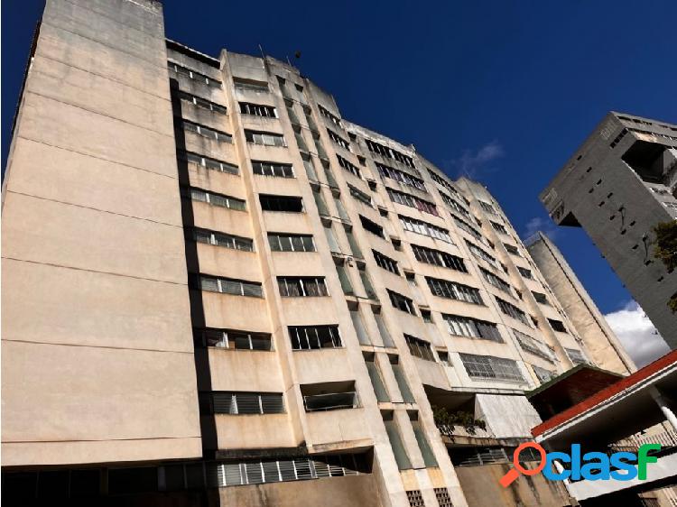 Apartamento en venta Los Chaguaramos 3H/2B/1PE HB