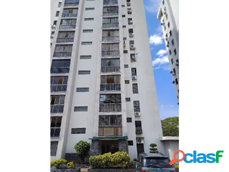 Apartamento en venta Res. Los Cedros, zona Este.