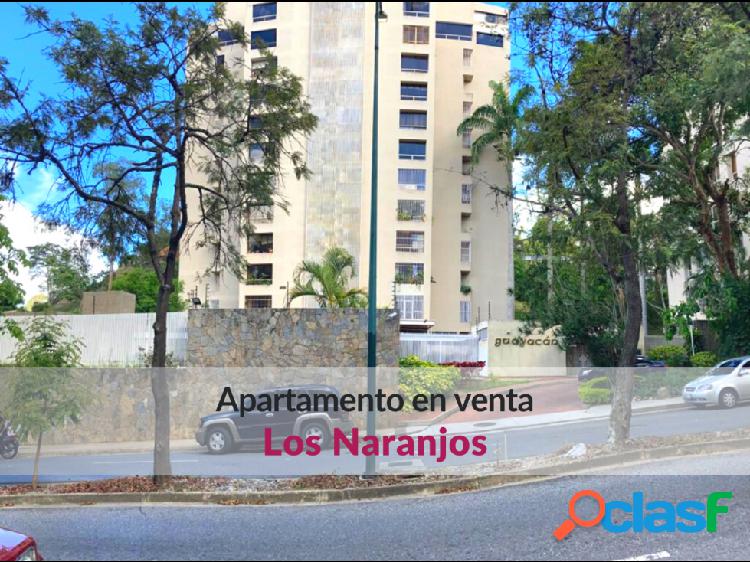 Apartamento en venta con piscina en Los Naranjos