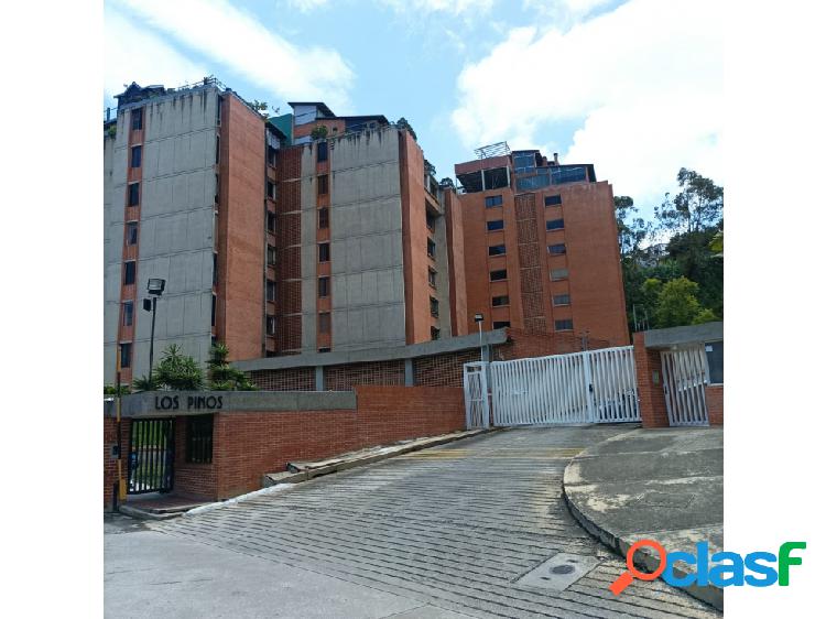 Apartamento en venta remodelado Res Los Pinos 87m2 Llano