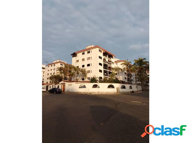 Apartmento a la venta y/o alquiler en los Salias 5H/6B/4PE