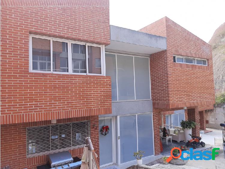 Bello Townhouse en Loma Linda